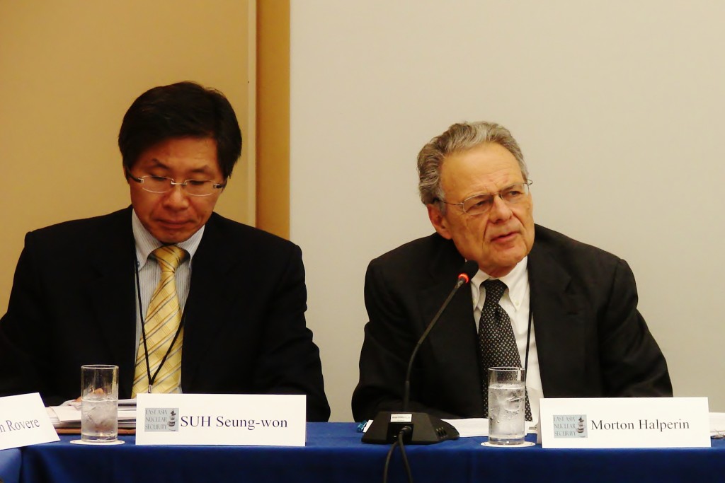 Suh Seung-won - Korea University (left) and Morton Halperin - Open Society Foundations (right).